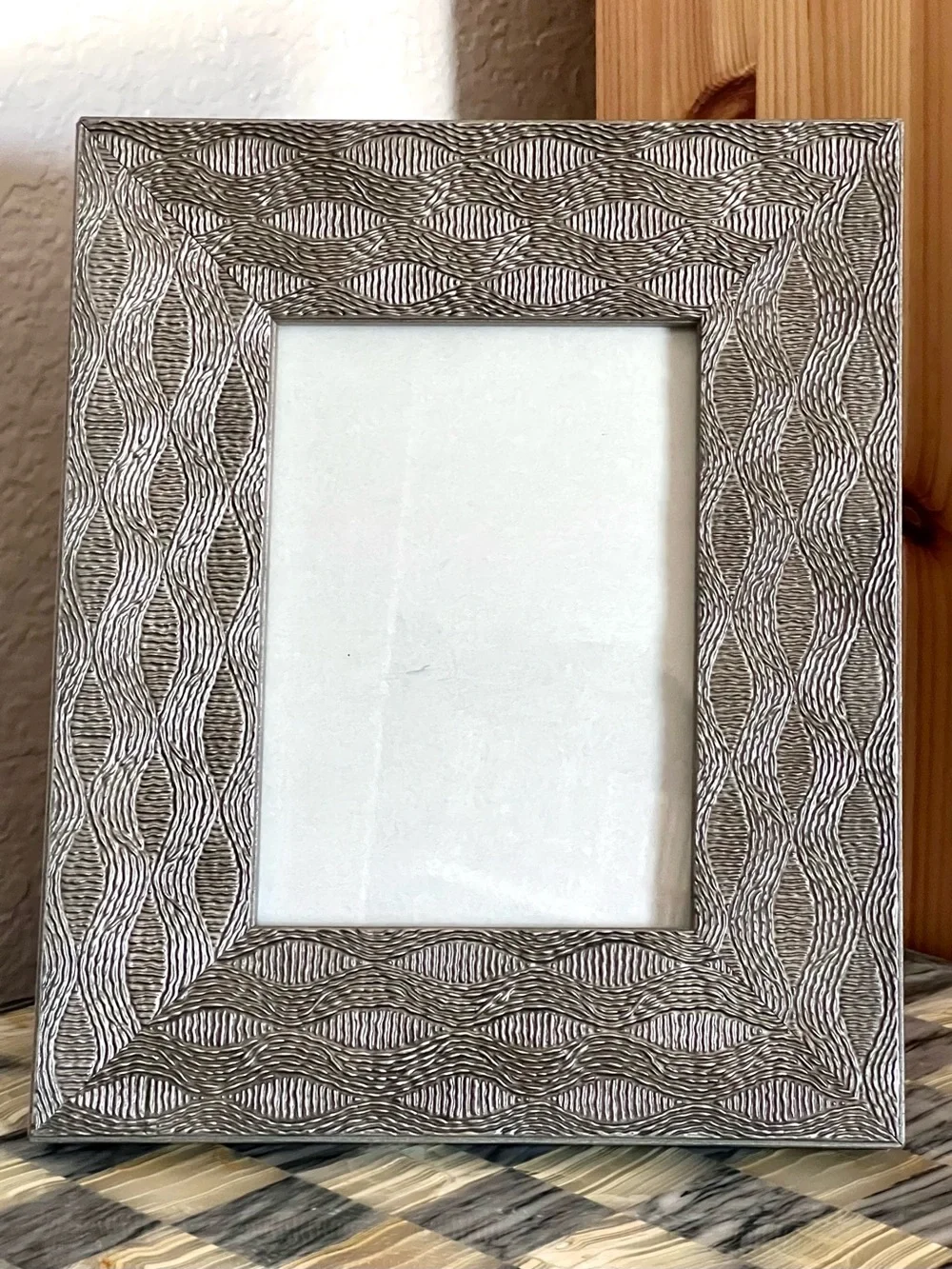 Tahari Home Silver Metal Picture Frame 5” x 7”